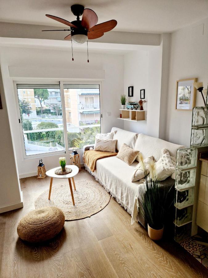 Cozy Rustic Home Плая Побла де Фарналс Екстериор снимка